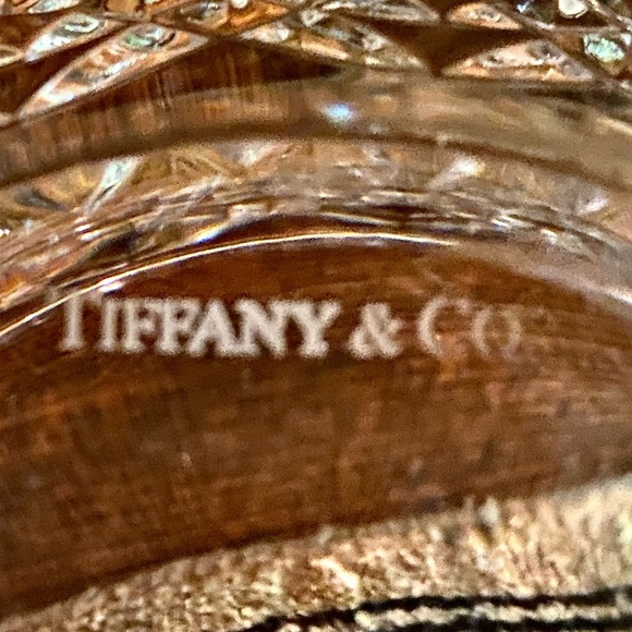 Tiffany & Co. Diamond Cut Crystal 10” bowl centerpiece gifting entertaining - Picture 6 of 10